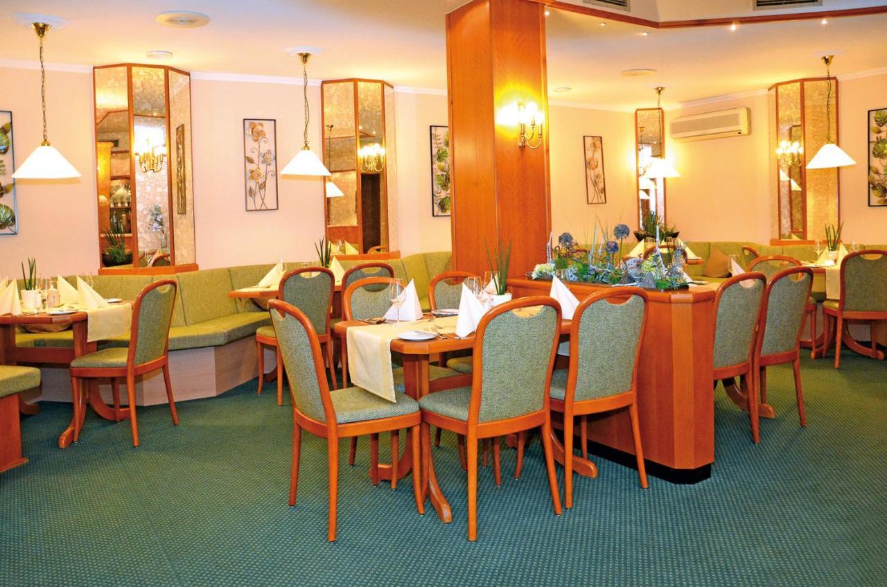 Hotel Burgfrieden ไบล์ชไตน์ ภายนอก รูปภาพ