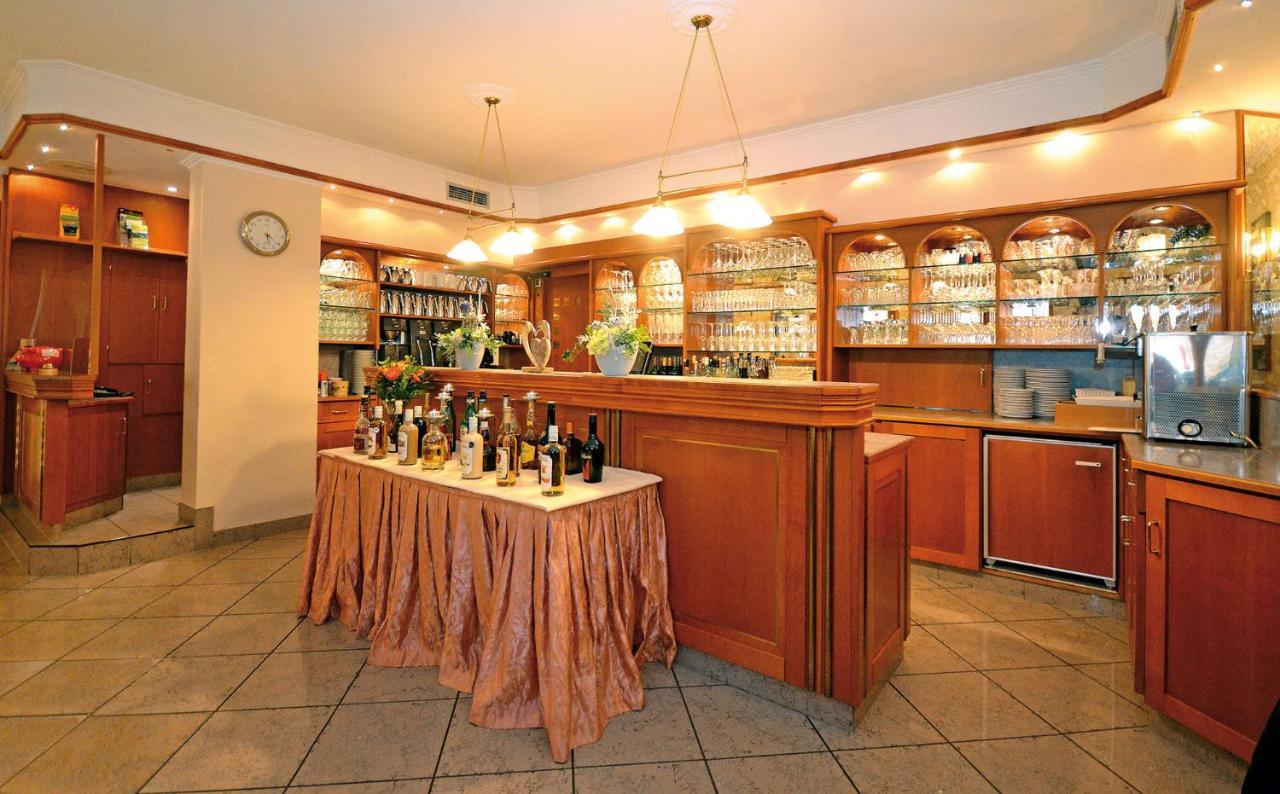 Hotel Burgfrieden ไบล์ชไตน์ ภายนอก รูปภาพ