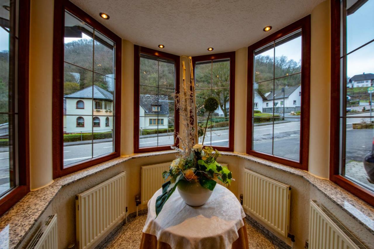 Hotel Burgfrieden ไบล์ชไตน์ ภายนอก รูปภาพ