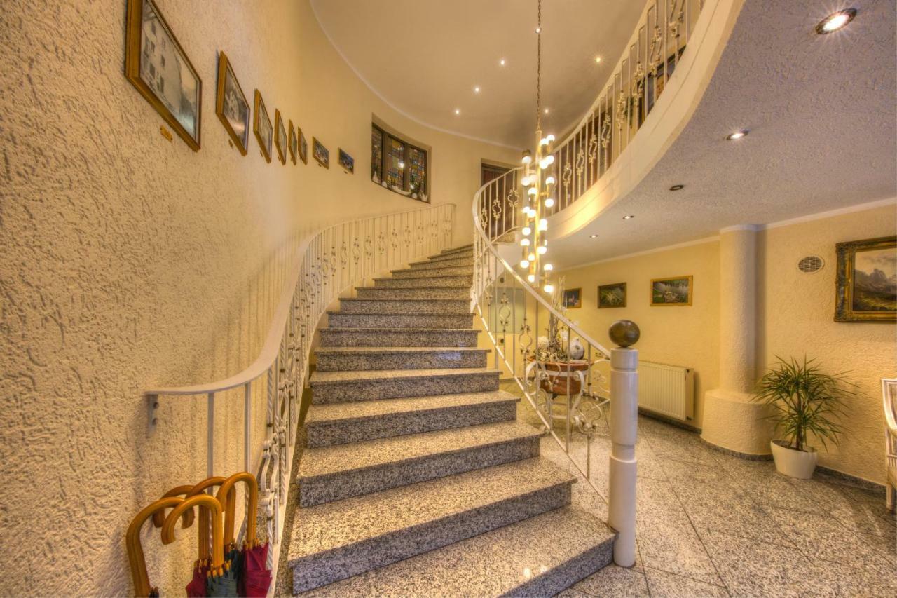 Hotel Burgfrieden ไบล์ชไตน์ ภายนอก รูปภาพ